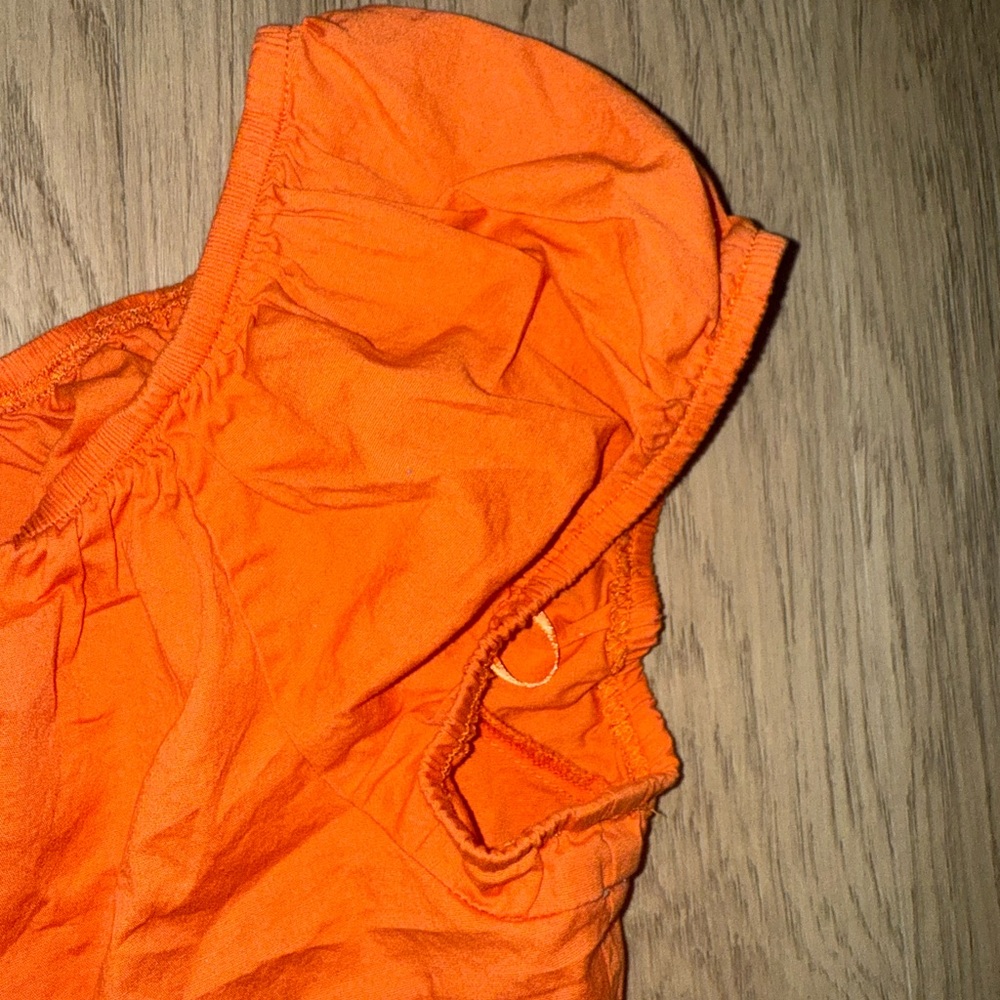 ⭐ Orange Button Down Ruffle Top⭐ - Picture 2 of 5